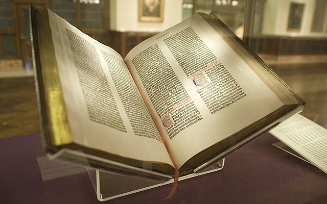 640px Gutenberg Bible Lenox Copy New York Public Library 2009. Pic 01 1